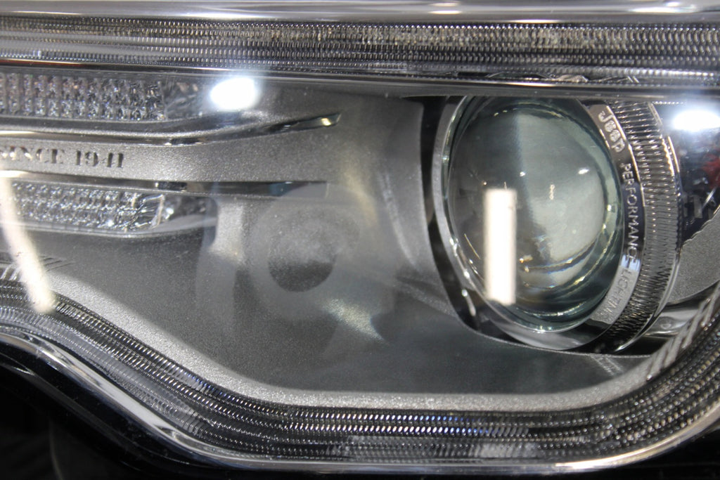 Frontscheinwerfer Jeep Grand Cherokee Wk2 68144708AG 68144709AG LED Ein Satz SCH4316480486wa