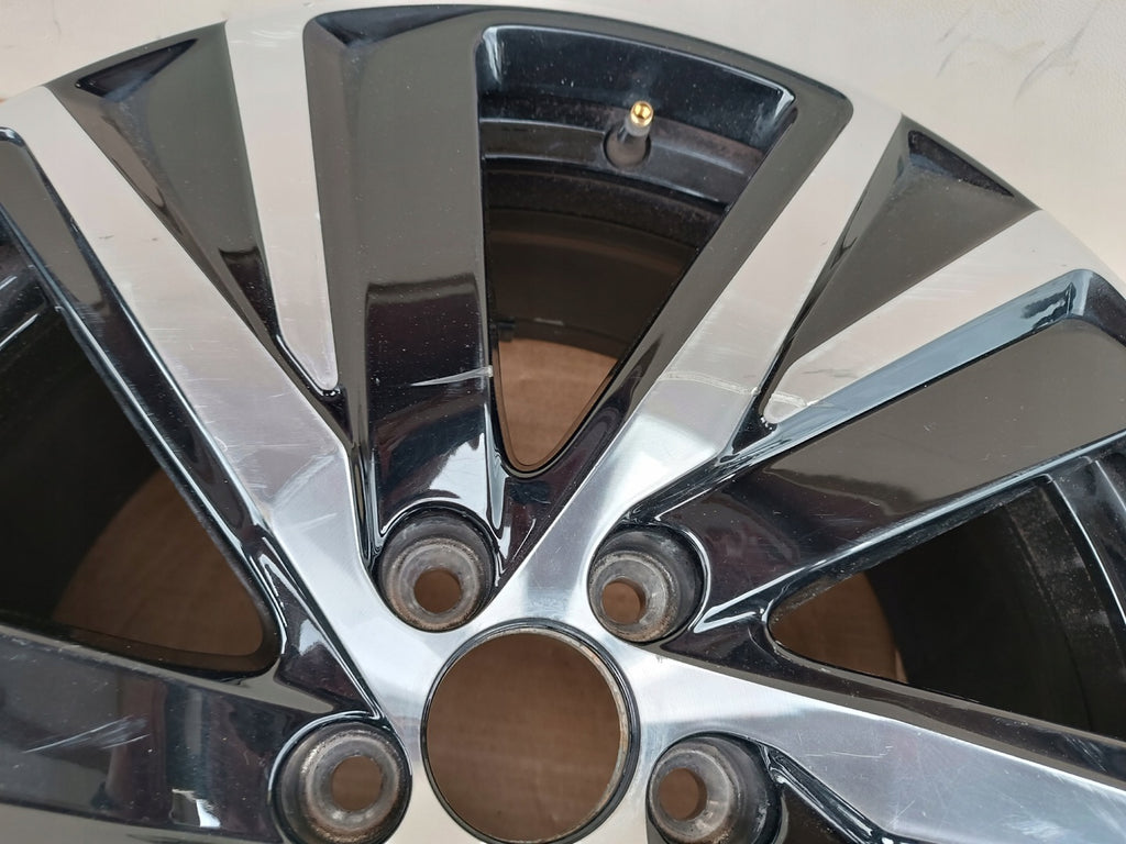 1x Alufelge 18 Zoll 8.0" 5x108 42ET 31471312 Volvo Rim Wheel