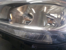 Laden Sie das Bild in den Galerie-Viewer, Frontscheinwerfer Mercedes-Benz W247 A2479067500 LED Links Headlight