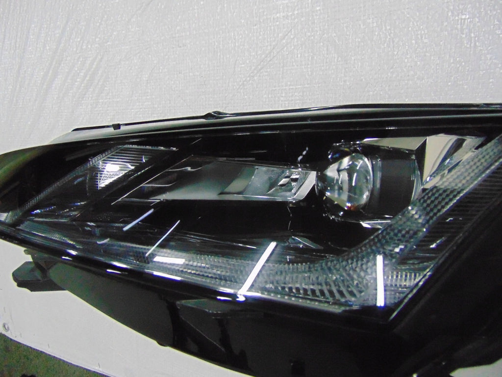 Frontscheinwerfer Skoda Octavia IV 5E4941015B LED Links Scheinwerfer Headlight SCH2364672938th