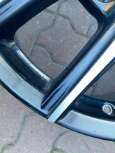 Laden Sie das Bild in den Galerie-Viewer, 1x Alufelge 18 Zoll 7.5" 5x114.3 45ET Glanz Schwarz 87169090 Toyota Rav I FEL3129007045ms