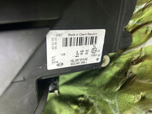 Load image into Gallery viewer, Frontscheinwerfer VW Passat 3C0941005J 3C0941006J Ein Satz Headlight SCH9056272521km