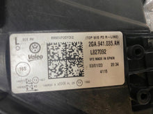 Laden Sie das Bild in den Galerie-Viewer, Frontscheinwerfer VW T Roc T-Roc 2GA941035AH LED Ein Stück (Rechts oder Links)