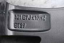 Laden Sie das Bild in den Galerie-Viewer, 1x Alufelge 17 Zoll 7.0" 5x114.3 39ET PW4570R000MG PW457-0R000MG Mg Rim Wheel FEL6217022917wm