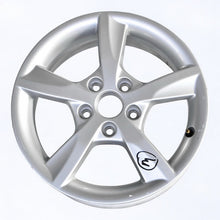 Load image into Gallery viewer, 1x Alufelge 16 Zoll 6.0&quot; 5x112 48ET Glanz Silber 8V0071496 Audi Rim Wheel