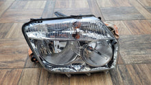 Laden Sie das Bild in den Galerie-Viewer, Frontscheinwerfer Dacia Duster 260100067R Halogen Rechts Scheinwerfer Headlight