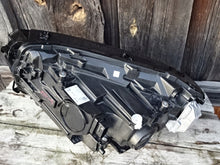 Laden Sie das Bild in den Galerie-Viewer, Frontscheinwerfer Mercedes-Benz Eqb 2439069000 LED Rechts Scheinwerfer Headlight SCH4846488988th