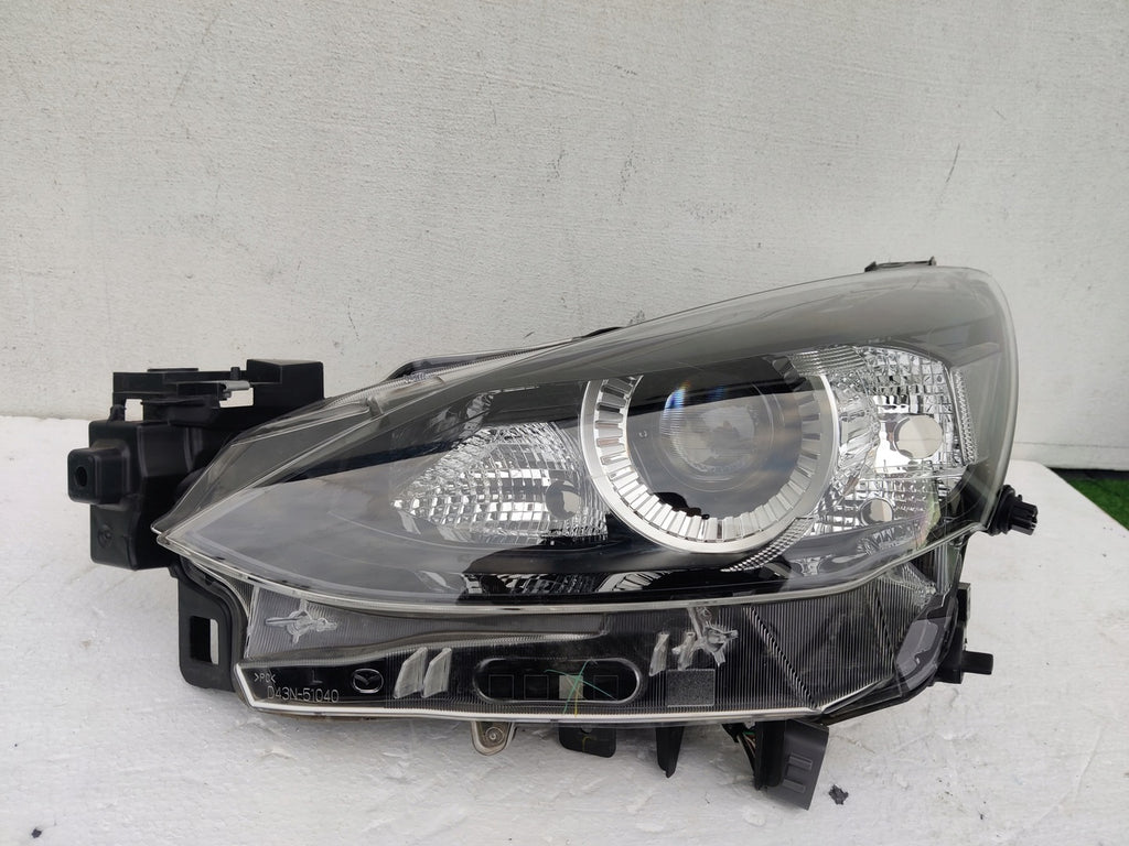 Frontscheinwerfer Mazda 2 D43N-51040 LED Links Scheinwerfer Headlight