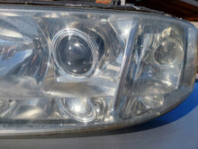 Laden Sie das Bild in den Galerie-Viewer, Frontscheinwerfer Audi A6 C5 155929-00 Xenon Links Scheinwerfer Headlight