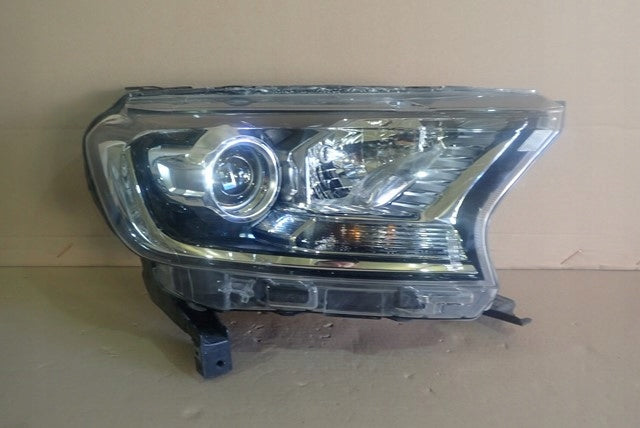 Frontscheinwerfer Ford Ranger Rechts Scheinwerfer Headlight