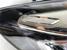Laden Sie das Bild in den Galerie-Viewer, Frontscheinwerfer Mercedes-Benz W247 A2479061004 LED Rechts Headlight SCH1777116078sy