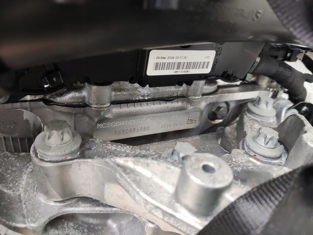 Motor Peugeot 208 II HN09 10Z1AM 1.2 THP 283Km 2024 Benzin Engine Komplett
