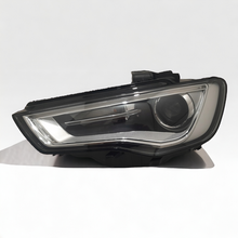 Load image into Gallery viewer, Frontscheinwerfer Audi A3 8V0941031 Xenon Links Scheinwerfer Headlight