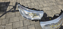 Laden Sie das Bild in den Galerie-Viewer, Frontscheinwerfer Citroën C4 II Xenon Ein Stück (Rechts oder Links) Headlight SCH3096156169xl