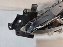 Load image into Gallery viewer, Frontscheinwerfer Mazda 3 BHR2-51040 Xenon Links Scheinwerfer Headlight SCH2062823555tr