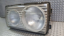 Laden Sie das Bild in den Galerie-Viewer, Frontscheinwerfer Mercedes-Benz W123 Links Scheinwerfer Headlight
