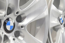 Load image into Gallery viewer, 4x Alufelge 17 Zoll 8.0" 5x120 30ET Glanz Silber 6790172 BMW 5 F11 F06 F10 F12 FEL1954614479of