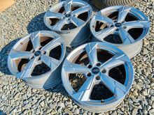 Laden Sie das Bild in den Galerie-Viewer, 4x Alufelge 18 Zoll 8.0" 5x112 39ET Glanz Silber 4K0601025D Audi C8 Rim Wheel FEL5074673487cr
