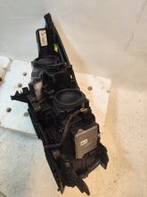 Load image into Gallery viewer, Frontscheinwerfer Ford Kuga GV4113W030CJ GV4113W029CJ Ein Satz Headlight SCH1187337028jt