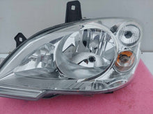 Laden Sie das Bild in den Galerie-Viewer, Frontscheinwerfer Mercedes-Benz Viano W639 Vito 6398201861 Links Headlight