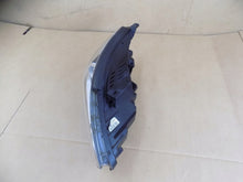 Laden Sie das Bild in den Galerie-Viewer, Frontscheinwerfer Hyundai I30 92102G4XXX Rechts Scheinwerfer Headlight SCH2323730349mp