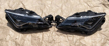 Load image into Gallery viewer, Frontscheinwerfer Seat Leon 5F1941008L 5F1941007L Ein Stück (Rechts oder Links) SCH7471986656mx