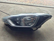 Load image into Gallery viewer, Frontscheinwerfer Hyundai I20 01048099900010 92101C8000 Links Headlight
