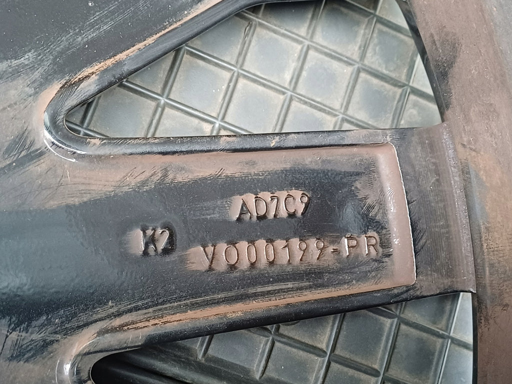 1x Alufelge 19 Zoll 8.5" 5x108 48 5ET Glanz Schwarz 32143628 Volvo Xc40 FEL2257771331ax