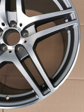 Load image into Gallery viewer, 1x Alufelge 20 Zoll A1974010302 Mercedes-Benz Sls Amg Rim Wheel FEL3528922881gz