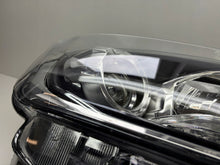 Laden Sie das Bild in den Galerie-Viewer, Frontscheinwerfer Ford Ranger 21311149381 Rechts Scheinwerfer Headlight SCH2027392785gx