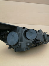 Laden Sie das Bild in den Galerie-Viewer, Frontscheinwerfer Ford Focus III F1EB-13W030-ED Links Scheinwerfer Headlight SCH3243040990lb