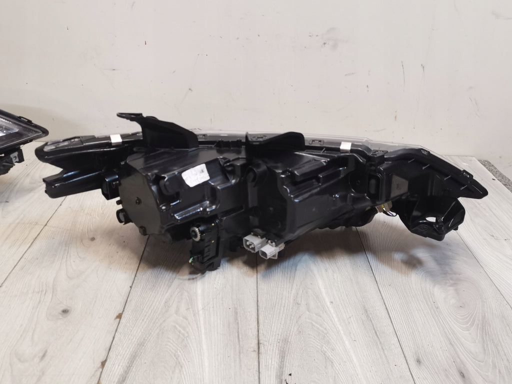Frontscheinwerfer Mitsubishi Outlander III Full LED Rechts oder Links SCH8138158813cz