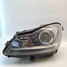 Laden Sie das Bild in den Galerie-Viewer, Frontscheinwerfer Mercedes-Benz W204 A2048204539 Links Scheinwerfer Headlight SCH7173966872rg