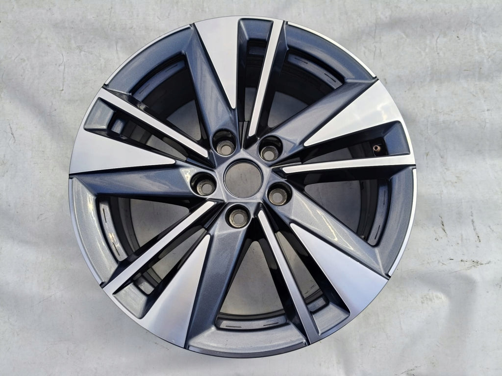 1x Alufelge 17 Zoll 7.0" 5x112 45ET Glanz Graphit 57A601025AA Mg Karoq Rim Wheel FEL6334471370xr