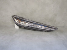 Laden Sie das Bild in den Galerie-Viewer, Frontscheinwerfer Hyundai Kona 92208J9000 LED Rechts Scheinwerfer Headlight SCH1956754781sy