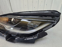 Laden Sie das Bild in den Galerie-Viewer, Frontscheinwerfer Tesla Model 3 1760888-00-E Full LED Rechts oder Links