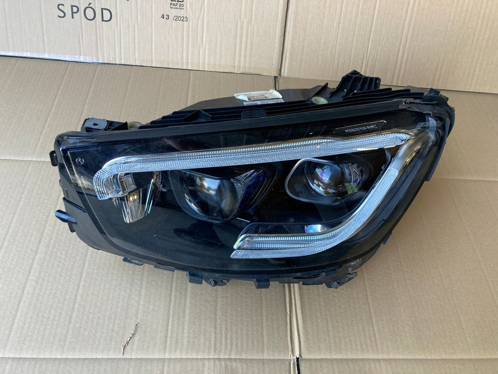 Frontscheinwerfer Mercedes-Benz Glc MB2539064903 LED Rechts oder Links SCH7122944208cc