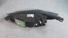 Laden Sie das Bild in den Galerie-Viewer, Frontscheinwerfer Ford Focus JX7B-13E016-CE LED Rechts Scheinwerfer Headlight SCH9174628246xt