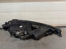 Laden Sie das Bild in den Galerie-Viewer, Frontscheinwerfer Audi A3 8Y0941033 LED Links Scheinwerfer Headlight SCH4689490543xs