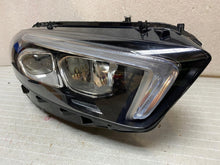 Laden Sie das Bild in den Galerie-Viewer, Frontscheinwerfer Mercedes-Benz W177 A1779064803 Full LED Rechts Headlight SCH6848590486sc