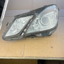 Load image into Gallery viewer, Frontscheinwerfer Mercedes-Benz W212 A2128205761 Xenon Links Headlight SCH8797597973un