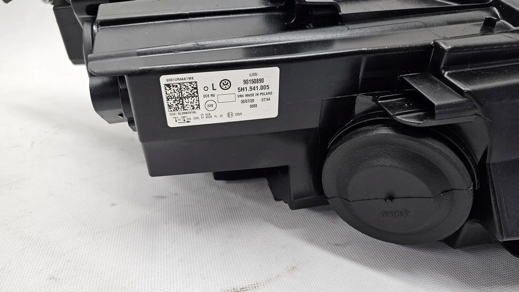 Frontscheinwerfer VW Golf VIII 5H1941005 90150890 LED Links Headlight