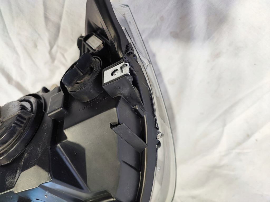 Frontscheinwerfer BMW X1 E84 2990008 89093515 Xenon Rechts Headlight SCH3421450552bc