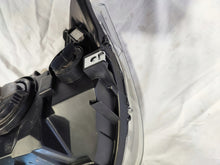 Load image into Gallery viewer, Frontscheinwerfer BMW X1 E84 2990008 89093515 Xenon Rechts Headlight SCH3421450552bc