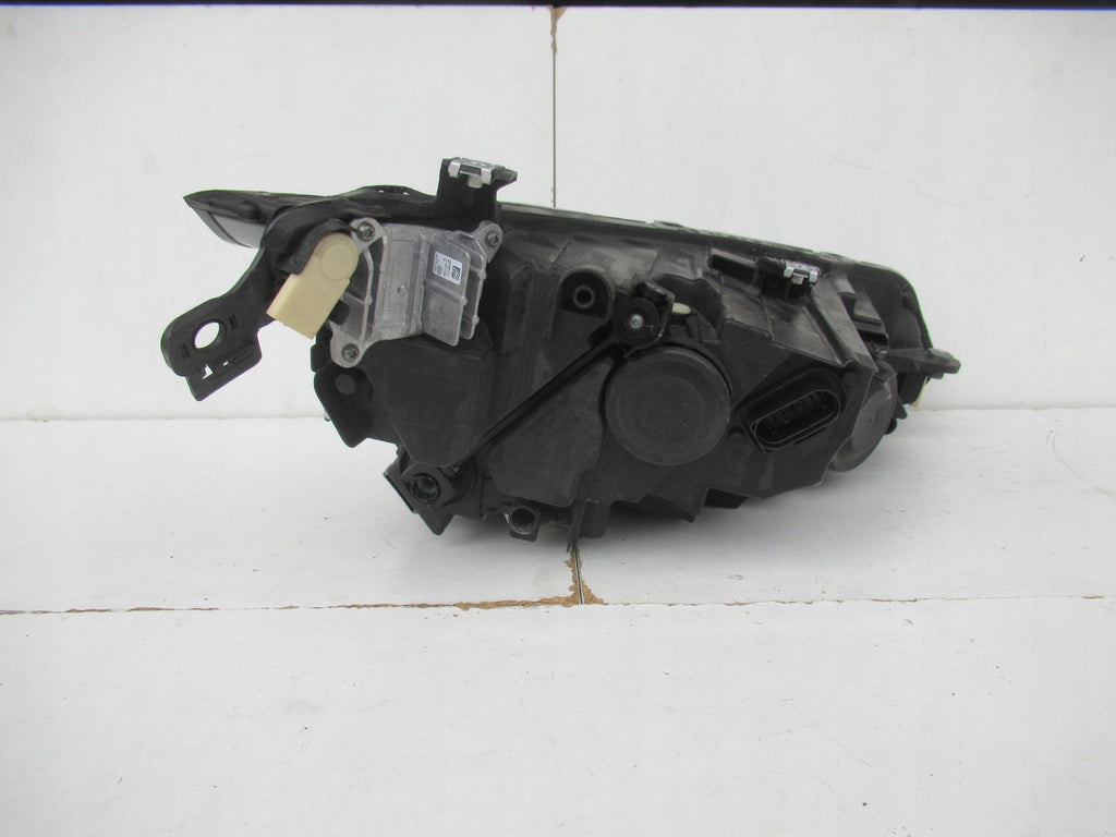 Frontscheinwerfer VW Golf VIII 5H1941005C LED Ein Stück (Rechts oder Links) SCH8109793063pf