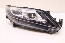 Laden Sie das Bild in den Galerie-Viewer, Frontscheinwerfer Mitsubishi Eclipse Cross Full LED Rechts Headlight