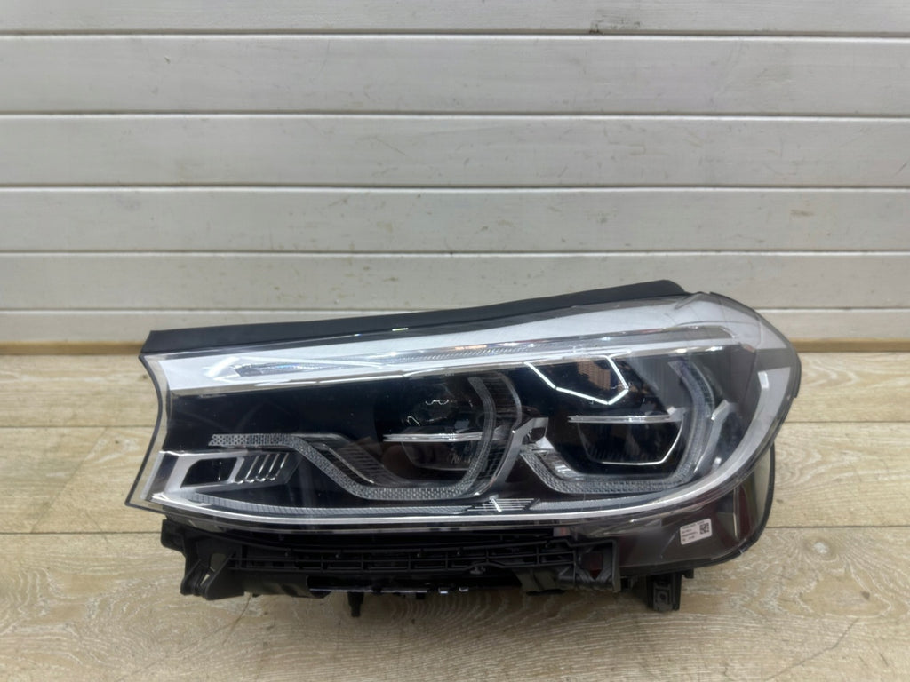 Frontscheinwerfer BMW G32 7496443-02Q LED Ein Stück (Rechts oder Links) SCH7770024083lv