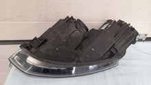 Laden Sie das Bild in den Galerie-Viewer, Frontscheinwerfer VW Polo RKC11418 Rechts Scheinwerfer Headlight SCH3667581494gy