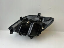 Laden Sie das Bild in den Galerie-Viewer, Frontscheinwerfer Mercedes-Benz Sprinter 906 MCJ14499 Rechts Headlight