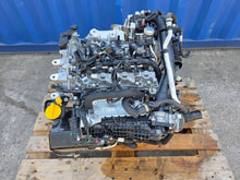 Load image into Gallery viewer, Motor Renault Clio I E-Tech 110114751R 1.2 1TKm 2023 Benzin Engine Komplett MOT8991545430pg